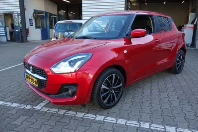 Suzuki Swift (2023) thumbnail 1