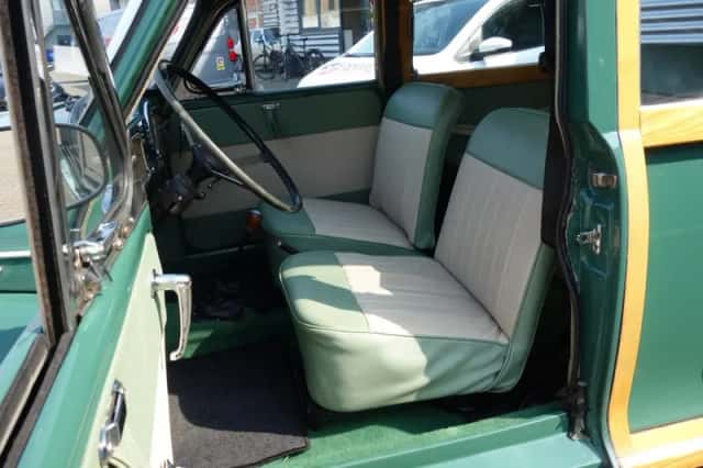 Morris MINOR (1962) thumbnail 2