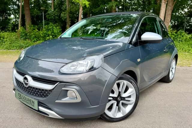 Opel Adam (2015) thumbnail 1