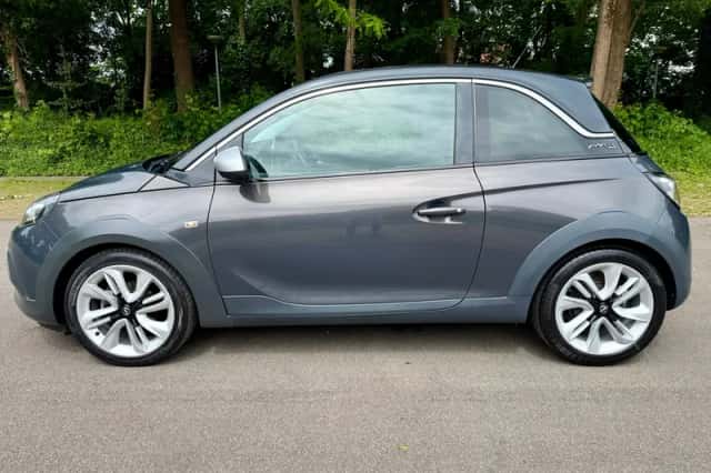 Opel Adam (2015) thumbnail 2
