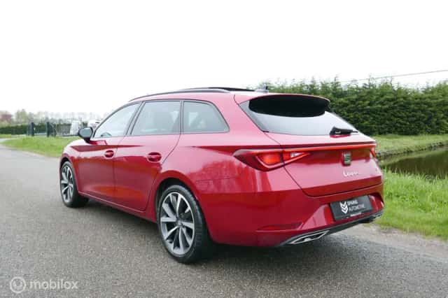 SEAT Leon (2020) thumbnail 2