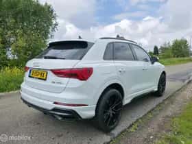 Audi Q3 (2021) thumbnail 4