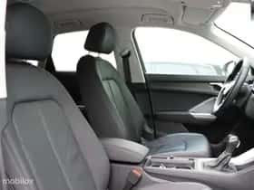 Audi Q3 (2021) thumbnail 7