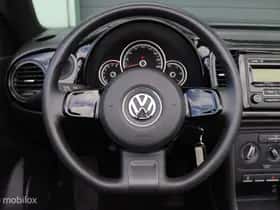 Volkswagen Beetle (2015) thumbnail 12