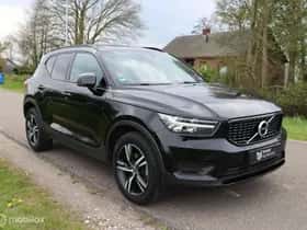 Volvo XC40 (2020) thumbnail 4