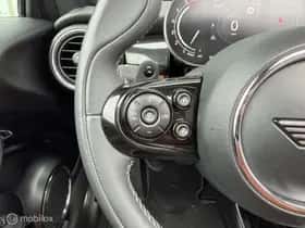 MINI Cooper S (2021) thumbnail 15