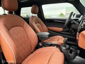 MINI Cooper S (2021) thumbnail 9