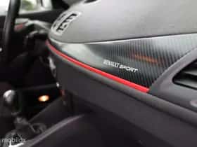 Renault Mégane (2016) thumbnail 18