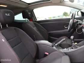 Renault Mégane (2016) thumbnail 10