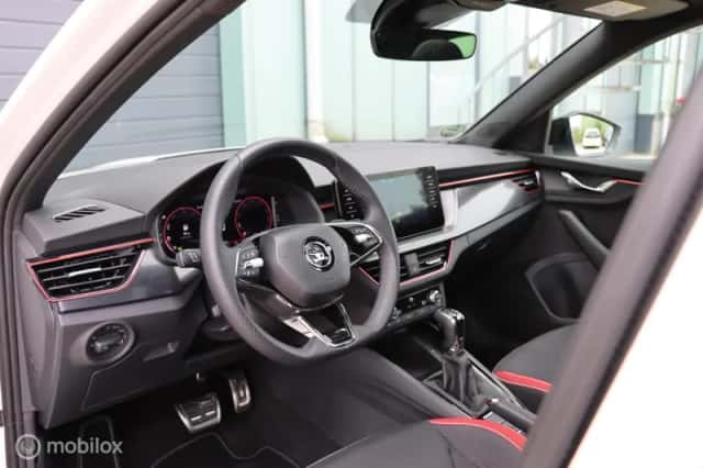 Škoda Kamiq (2024) thumbnail 6