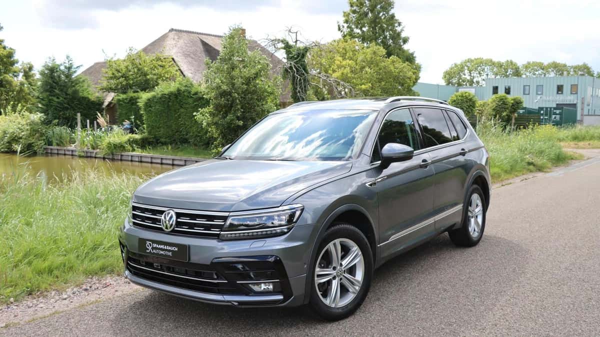 Volkswagen Tiguan (2019) — foto 1