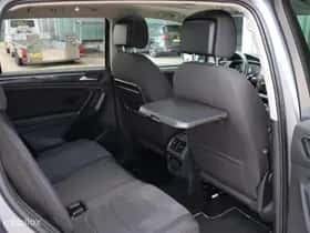 Volkswagen Tiguan (2019) thumbnail 11