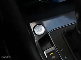 Volkswagen Tiguan (2019) thumbnail 21