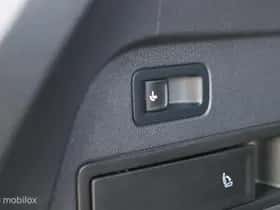 Volkswagen Tiguan (2019) thumbnail 33