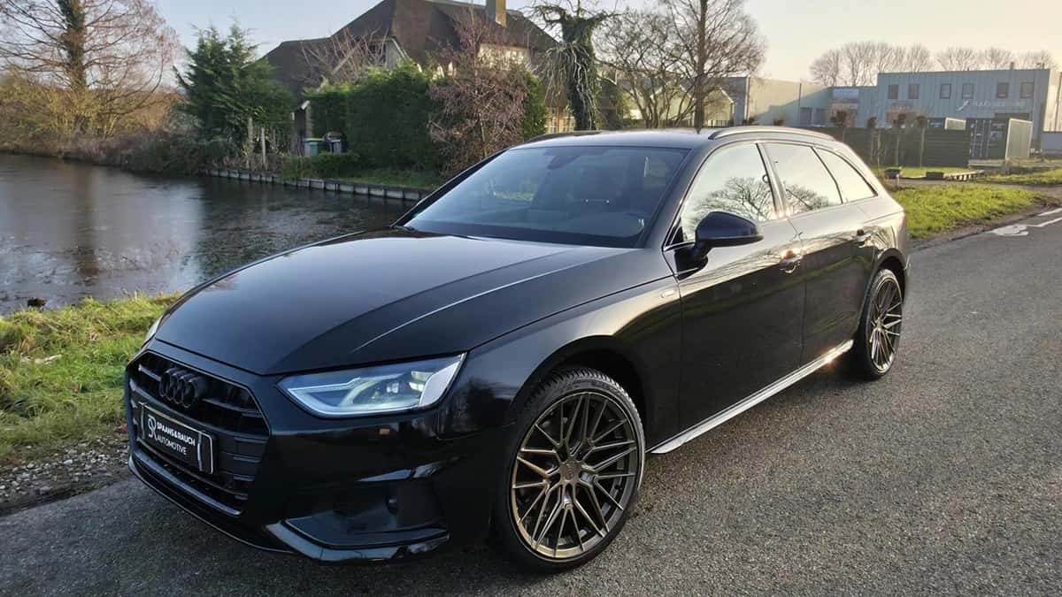 Audi A4 (2021) — foto 1