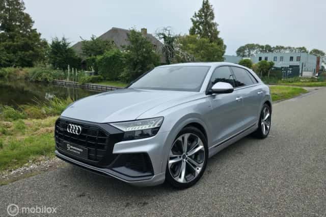 Audi Q8 (2021) thumbnail 1