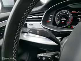 Audi Q8 (2021) thumbnail 24