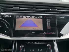 Audi Q8 (2021) thumbnail 32