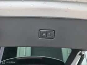 Audi Q8 (2021) thumbnail 43