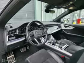 Audi Q8 (2021) thumbnail 6
