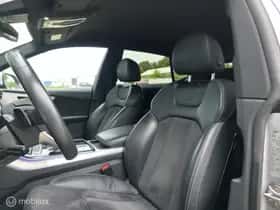 Audi Q8 (2021) thumbnail 7