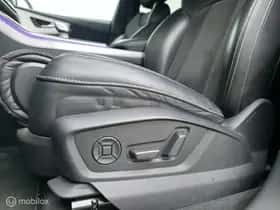 Audi Q8 (2021) thumbnail 9