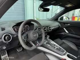 Audi TT (2015) thumbnail 8