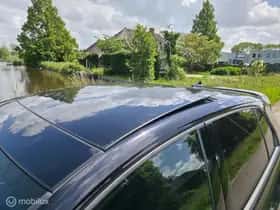 Volkswagen Golf (2024) thumbnail 2