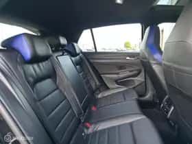 Volkswagen Golf (2024) thumbnail 12
