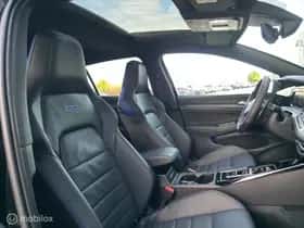 Volkswagen Golf (2024) thumbnail 12