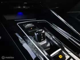 Volkswagen Golf (2024) thumbnail 24