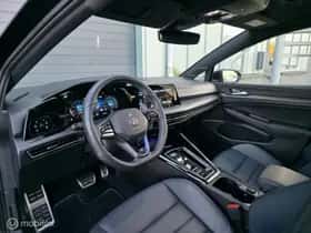 Volkswagen Golf (2024) thumbnail 7