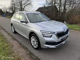 Škoda Kamiq (2023) thumbnail 3