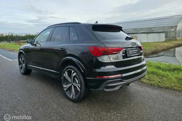 Audi Q3 (2025) thumbnail 3