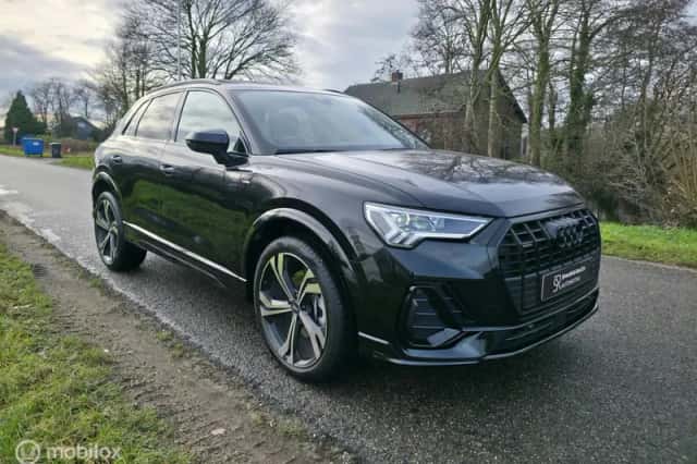 Audi Q3 (2025) thumbnail 4