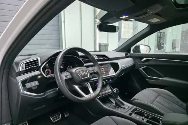 Audi Q3 (2023) thumbnail 6