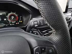 Ford Focus (2021) thumbnail 23