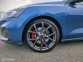 Ford Focus (2021) thumbnail 36
