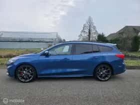 Ford Focus (2021) thumbnail 41
