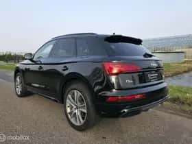Audi Q5 (2023) thumbnail 3