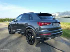 Audi Q3 (2023) thumbnail 2