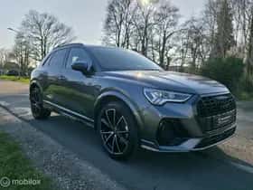 Audi Q3 (2023) thumbnail 3