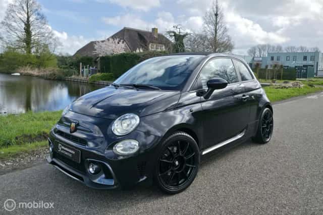 Fiat 500C (2023) thumbnail 1