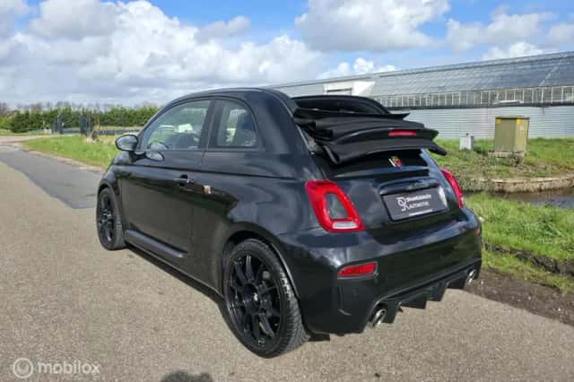 Fiat 500C (2023) thumbnail 3