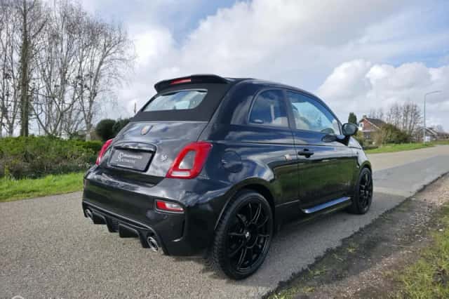 Fiat 500C (2023) thumbnail 5