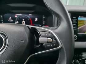 Škoda Karoq (2024) thumbnail 16