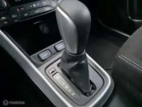 Suzuki S-Cross (2019) thumbnail 19