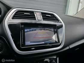 Suzuki S-Cross (2019) thumbnail 24