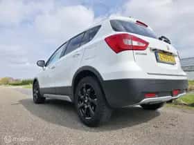 Suzuki S-Cross (2019) thumbnail 28