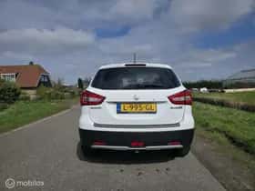 Suzuki S-Cross (2019) thumbnail 33